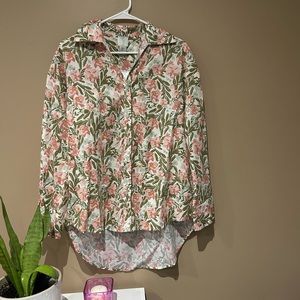 Joie-floral button down top size Medium